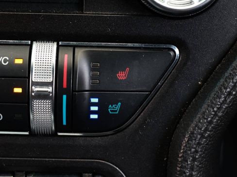 Used 2018 Ford Mustang GT Premium w/ Carbon Sport Interior Package RWD image 32