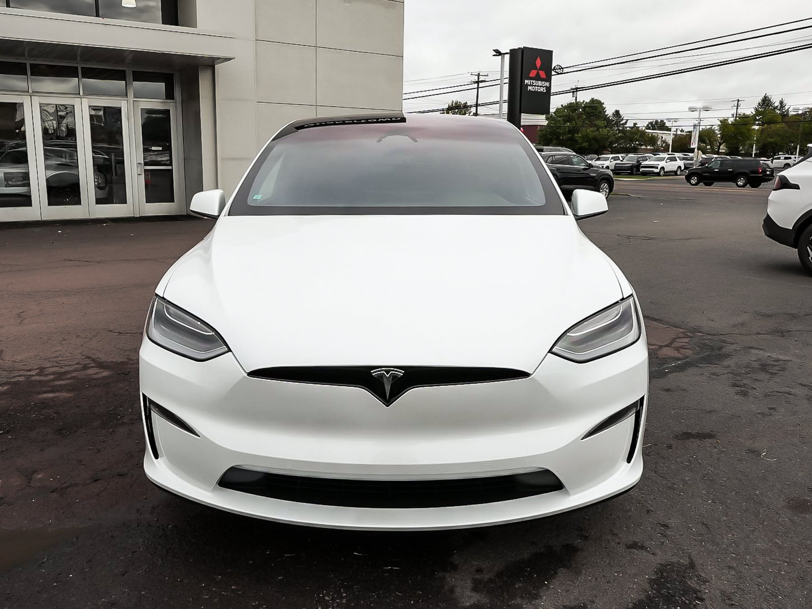Used 2023 Tesla Model X AWD/4WD image 2
