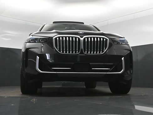 Used 2024 BMW X5 xDrive50e w/ Premium Package AWD/4WD image 45