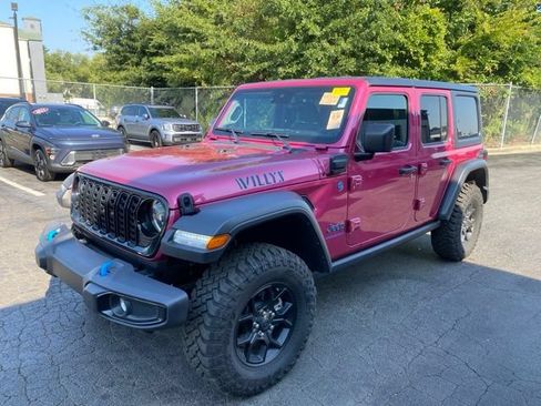 Used 2024 Jeep Wrangler Unlimited AWD/4WD image 1