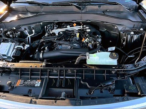 New 2026 Ford Explorer Active w/ Active Comfort Package image 10