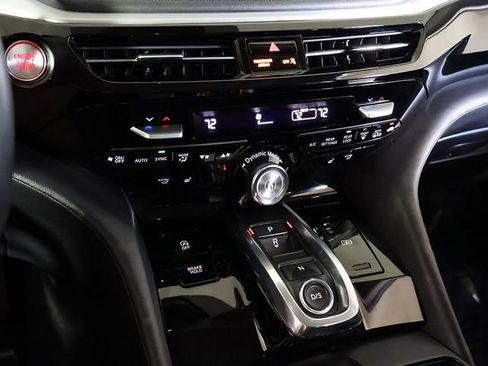 Certified 2024 Acura MDX SH-AWD w/ Technology Package image 23