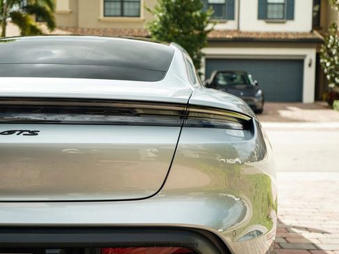 Used 2024 Porsche Taycan GTS image 74