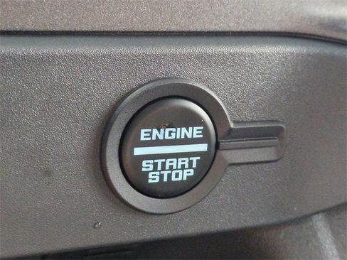 New 2025 Ford Bronco 4-Door image 25