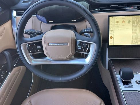 New 2026 Land Rover Range Rover SE AWD/4WD image 13