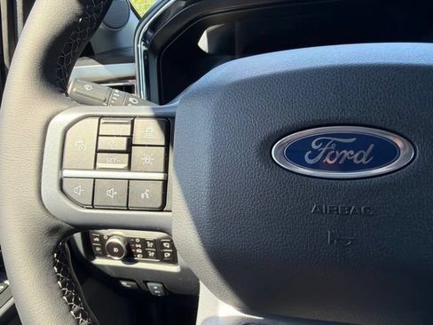 New 2026 Ford F350 Lariat w/ Black Appearance Package AWD/4WD image 25
