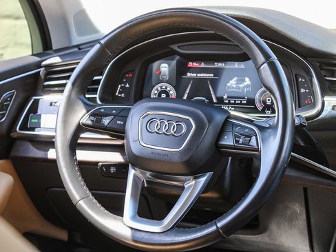 Used 2022 Audi Q7 2.0T Premium Plus w/ Premium Plus Package AWD/4WD image 19