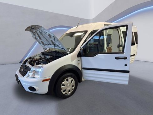 Used 2013 Ford Transit Connect XLT FWD image 9