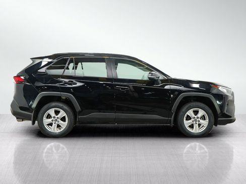 Used 2021 Toyota RAV4 XLE w/ Convenience Package AWD/4WD image 6