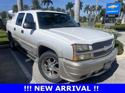 Used 2004 Chevrolet Avalanche Z71 w/ Sun And Sound Package