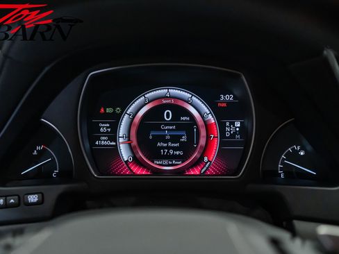 Used 2022 Lexus LS 500 AWD w/ Luxury Package image 38