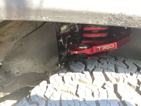Used 2023 Toyota Tacoma TRD Pro AWD/4WD image 9