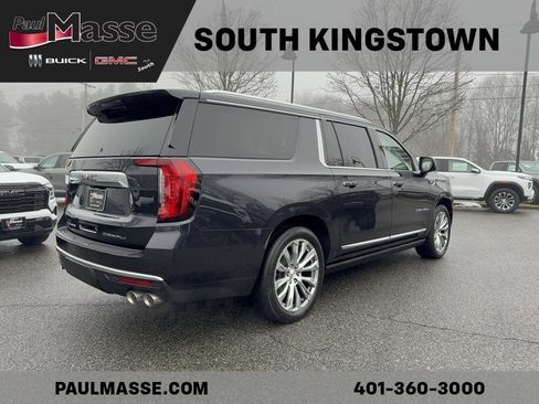 Used 2023 GMC Yukon XL Denali w/ Denali Reserve Package image 4
