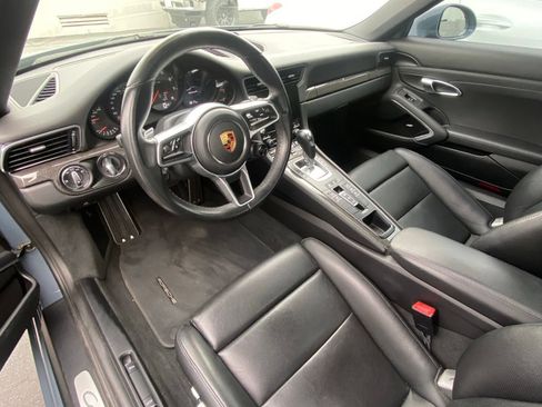 Used 2018 Porsche 911 Carrera RWD image 11