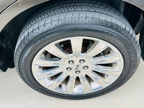 Used 2011 Lincoln MKX AWD w/ 102A Rapid Spec Order Code image 31