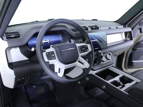 Used 2025 Land Rover Defender 110 S AWD/4WD image 19