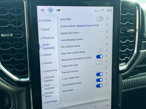 Used 2024 Ford Ranger Lariat w/ FX4 Off-Road Package image 14