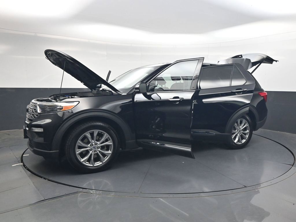 Used 2021 Ford Explorer Limited w/ Equipment Group 301A AWD/4WD image 50