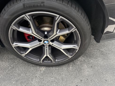 Used 2023 BMW X6 M50i w/ Dynamic Handling Package AWD/4WD image 11