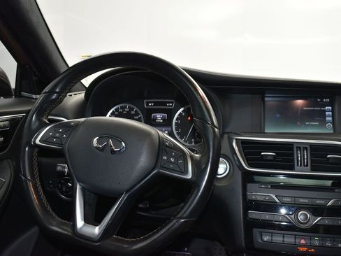 Used 2018 INFINITI QX30 Sport w/ Sport Leather Package image 29