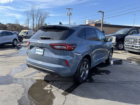 Certified 2024 Ford Escape ST-Line w/ Tech Pack #1 AWD/4WD image 8