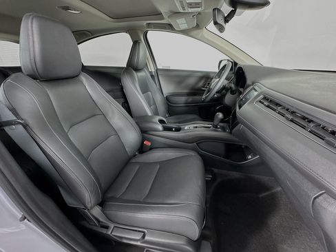 Certified 2020 Honda HR-V Touring image 28