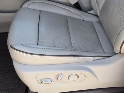 Used 2023 GMC Yukon Denali w/ LPO, Floor Liner Package AWD/4WD image 18
