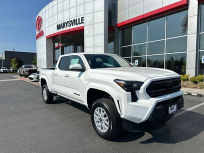 New 2025 Toyota Tacoma SR5