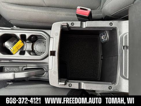 Used 2022 Jeep Wrangler Unlimited Sport AWD/4WD image 23