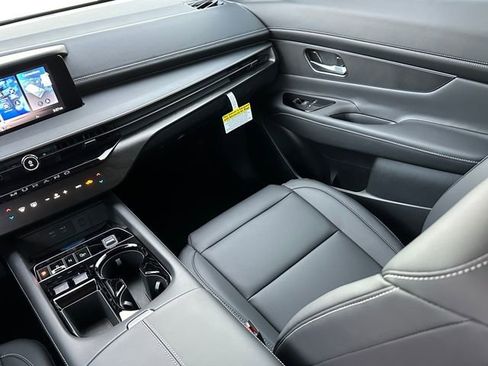 Used 2026 Nissan Murano SV image 29