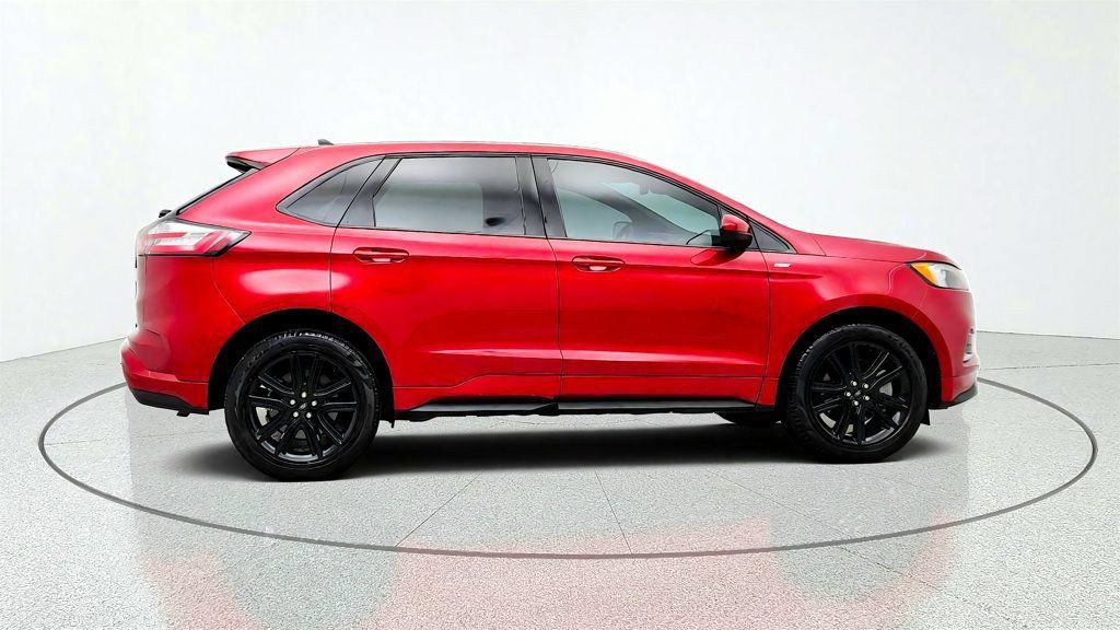 Used 2022 Ford Edge ST-Line AWD/4WD image 4
