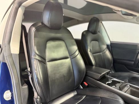 Used 2018 Tesla Model 3 Long Range image 24