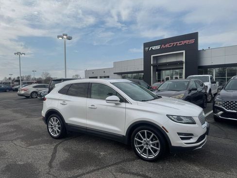 Used 2019 Lincoln MKC Reserve w/ MKC Technology Package FWD image 1