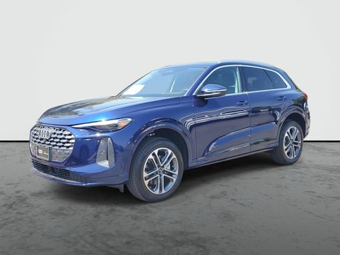 New 2025 Audi Q5 Premium AWD/4WD image 2