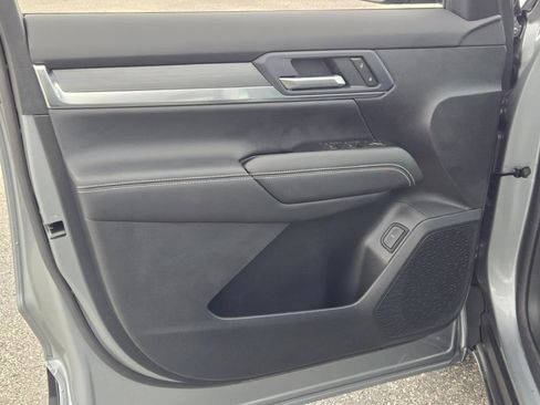 New 2026 GMC Terrain Elevation w/ Elevation Premium Package FWD image 32