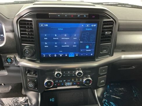 Used 2022 Ford F150 Raptor w/ Equipment Group 801A High AWD/4WD image 22