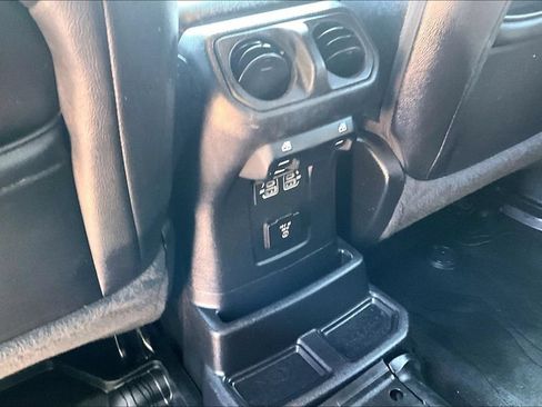 Used 2021 Jeep Wrangler Unlimited Sahara AWD/4WD image 32