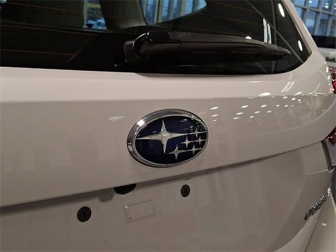 Certified 2023 Subaru Forester image 28