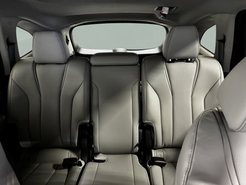 Certified 2026 Acura MDX SH-AWD w/ Technology Package image 39