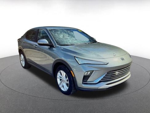 Used 2025 Buick Envista Preferred image 7