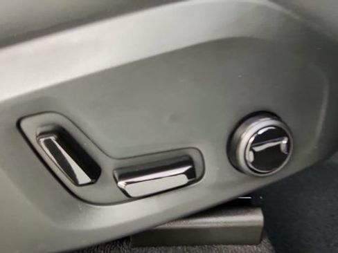 New 2026 Volvo XC90 T8 Core AWD/4WD image 37