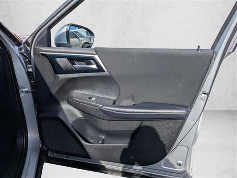 Used 2023 Mitsubishi Outlander ES image 25