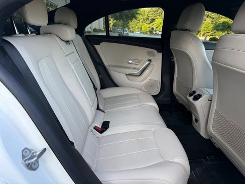 Used 2021 Mercedes-Benz CLA 250 image 41