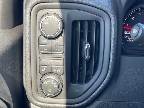 New 2026 Chevrolet Silverado 1500 Custom Trail Boss w/ LPO, Dark Essentials Package image 16