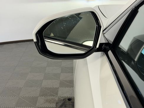 Used 2025 BMW 760i xDrive 760i xDrive w/ Premium Package image 19