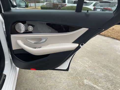 Certified 2022 Mercedes-Benz E 450 4MATIC Sedan image 42