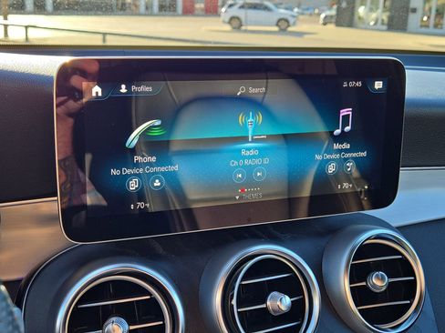 Used 2022 Mercedes-Benz GLC 300 image 19