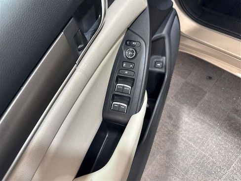 Used 2019 Honda Accord LX image 27