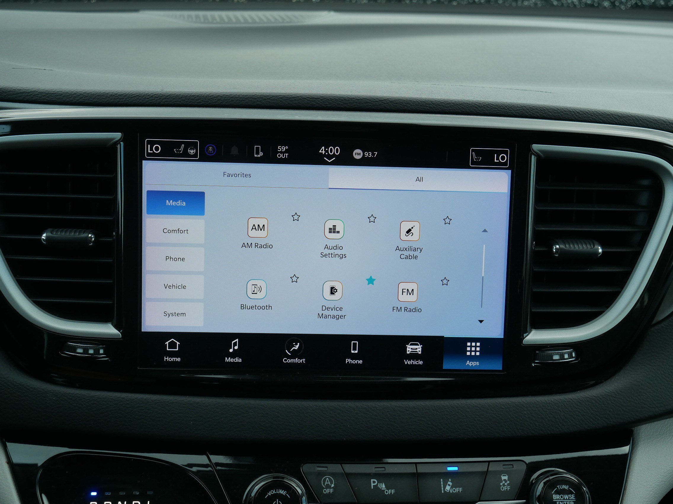 Used 2024 Chrysler Pacifica Touring-L FWD image 30