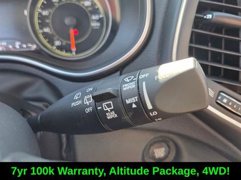 Certified 2023 Jeep Cherokee Altitude Lux AWD/4WD image 29